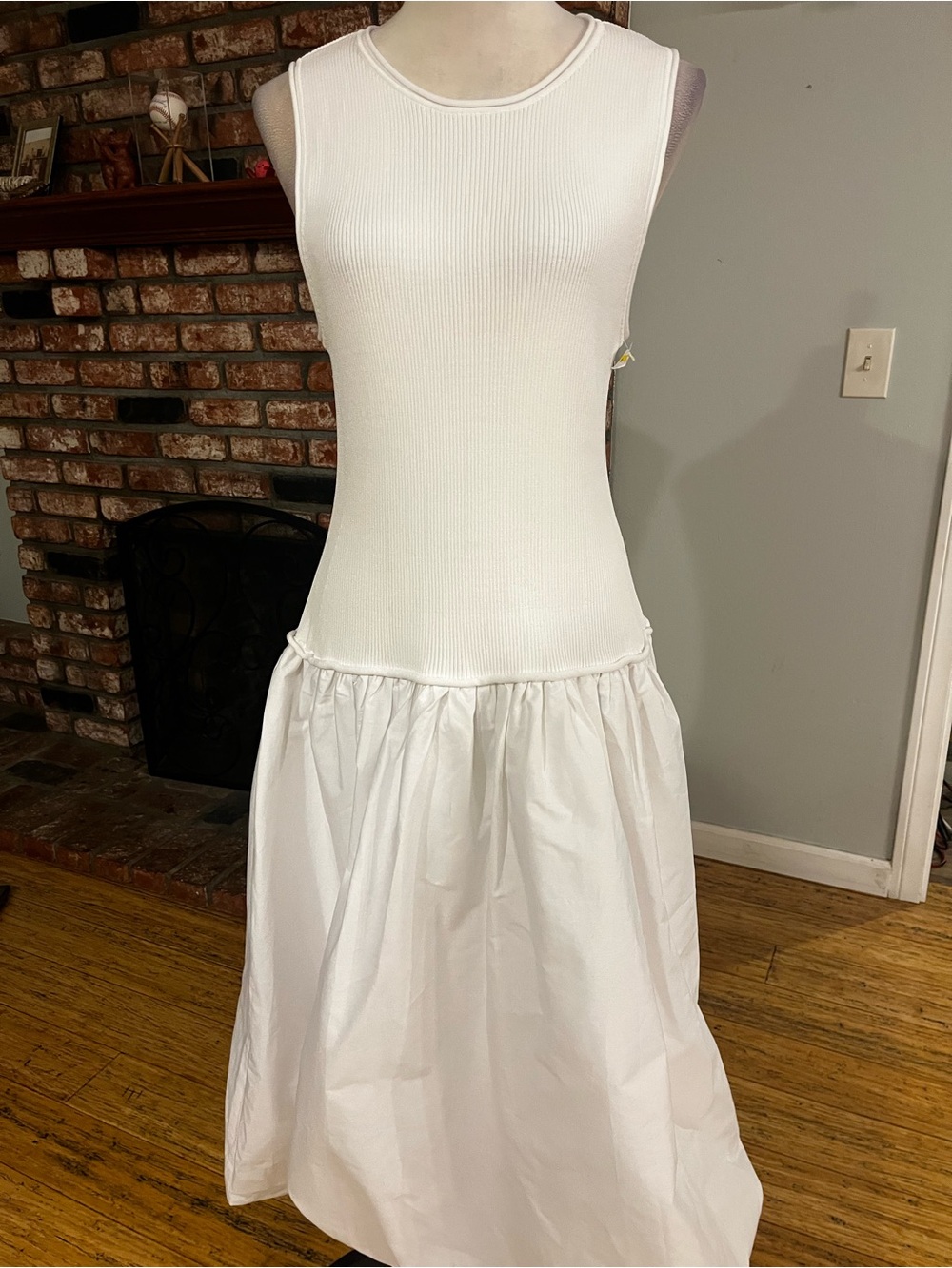 1.STATE Mixed Media Tank Midi Bubble skirt Dress - Picture 2 of 8